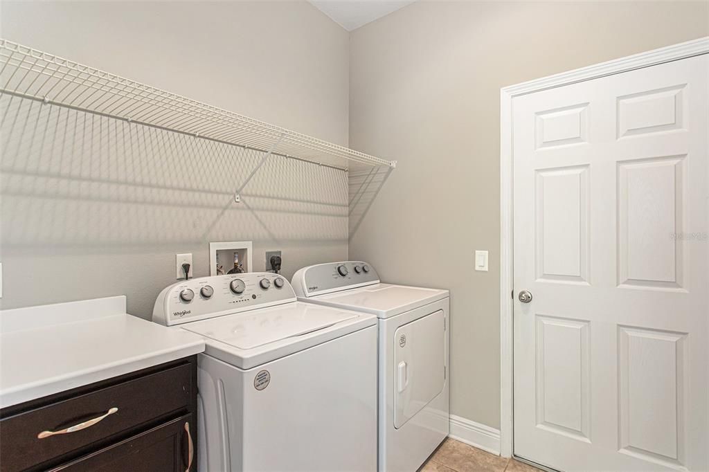 For Sale: $339,999 (2 beds, 2 baths, 1712 Square Feet)