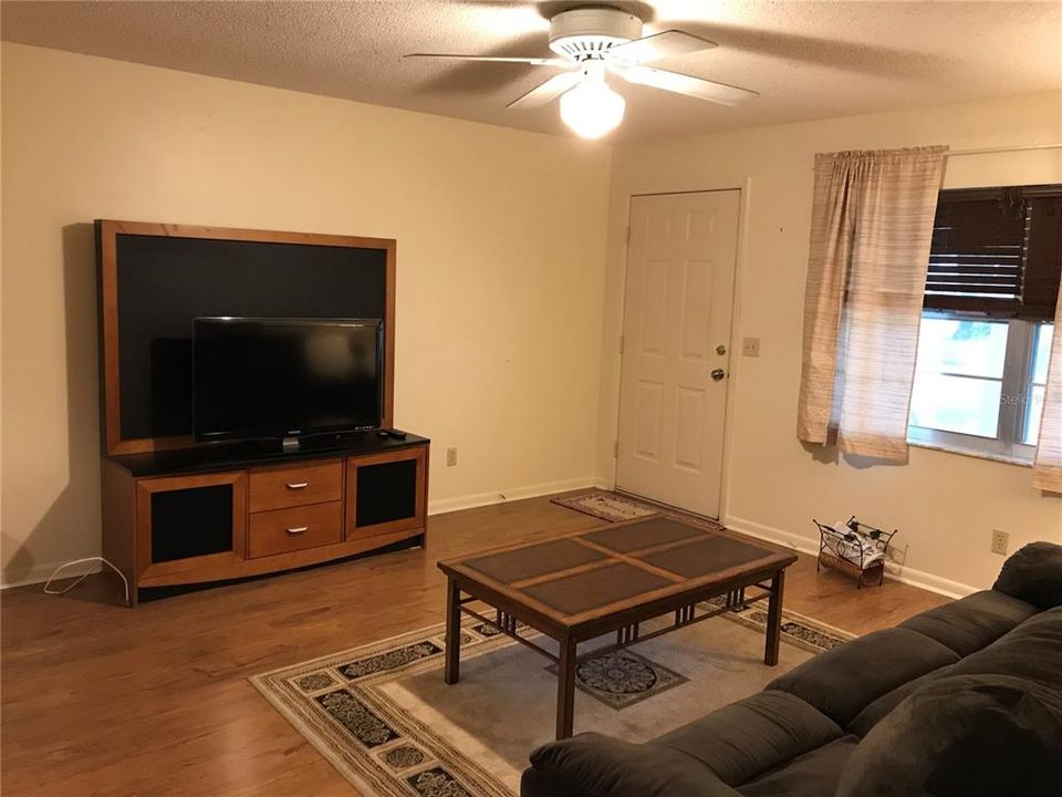 For Rent: $1,500 (2 beds, 2 baths, 1531 Square Feet)