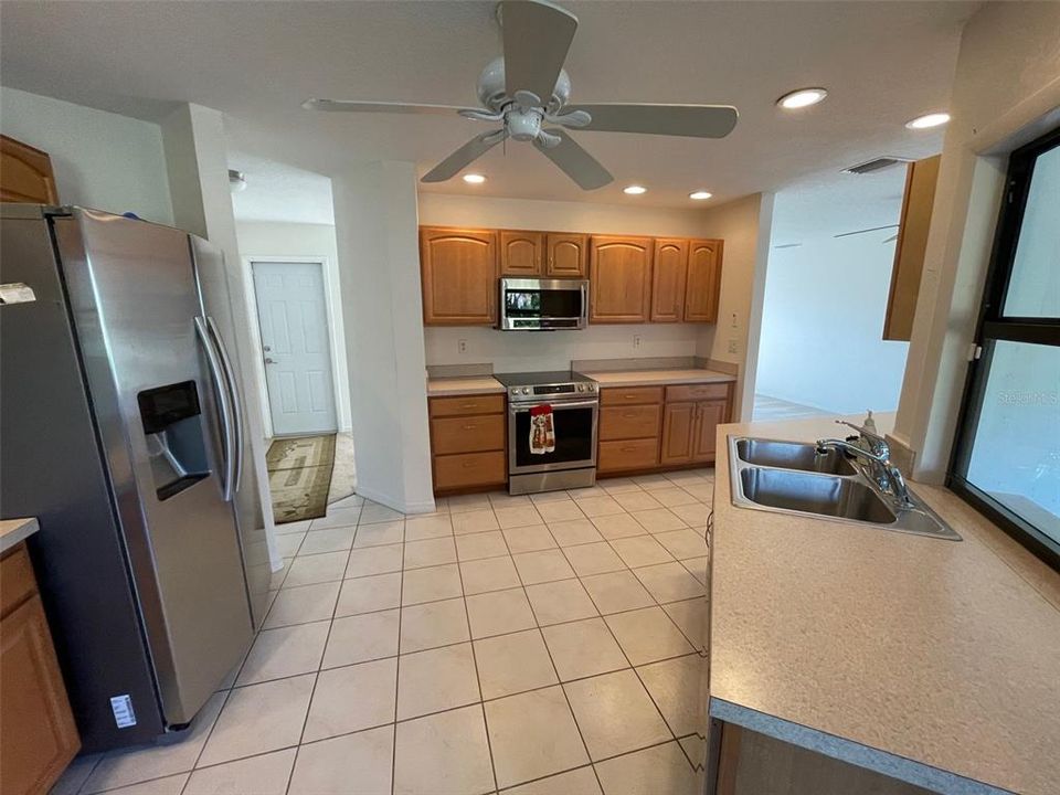For Sale: $309,000 (3 beds, 2 baths, 1535 Square Feet)