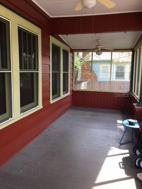 For Rent: $2,750 (2 beds, 1 baths, 1032 Square Feet)