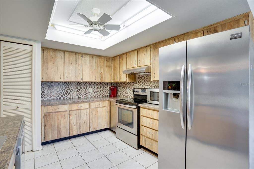 For Sale: $334,780 (3 beds, 2 baths, 1620 Square Feet)