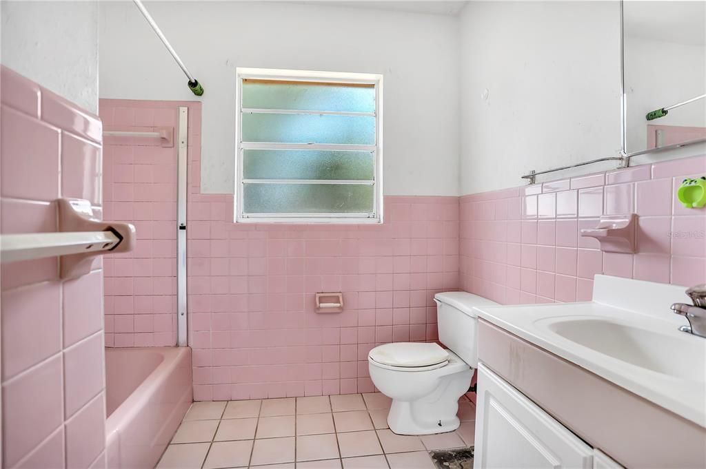 待售: $169,900 (3 贝兹, 2 浴室, 1988 平方英尺)