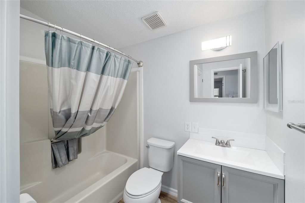 Hall Bath with Tub/Shower Combo & Linen Closet