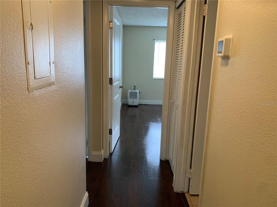 For Rent: $1,795 (2 beds, 2 baths, 950 Square Feet)