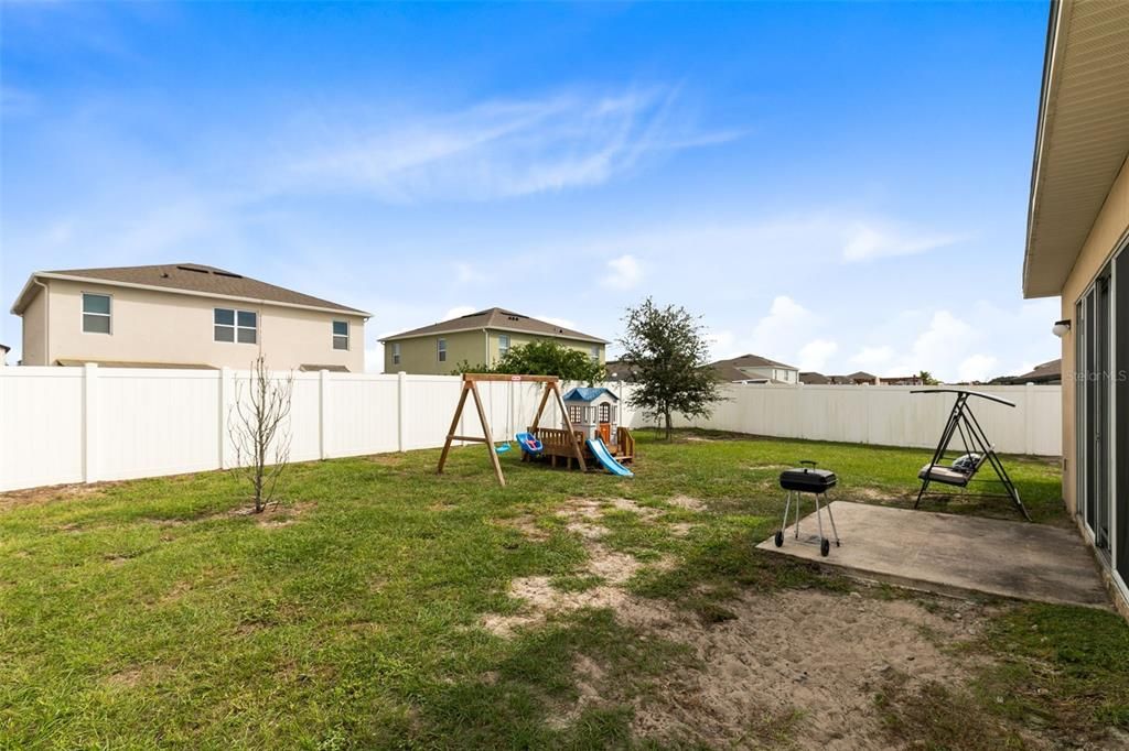 For Sale: $370,000 (3 beds, 2 baths, 1678 Square Feet)