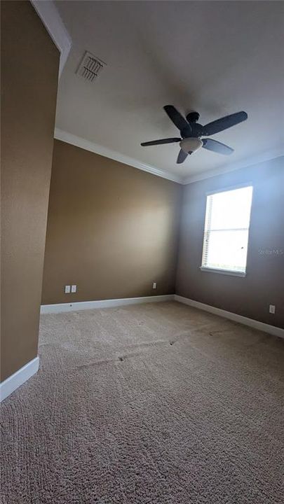 For Rent: $3,500 (3 beds, 2 baths, 1941 Square Feet)
