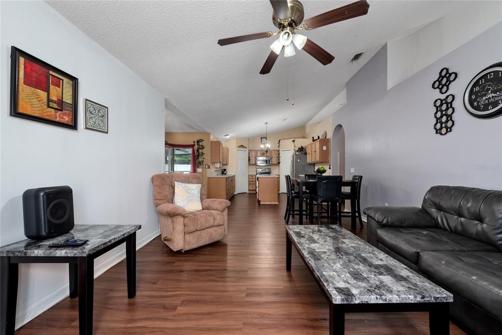 For Sale: $340,000 (4 beds, 2 baths, 2134 Square Feet)