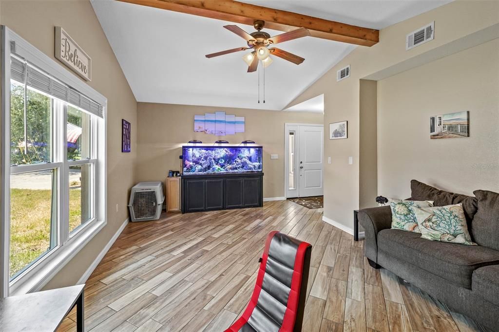 Active With Contract: $410,000 (4 beds, 2 baths, 2213 Square Feet)