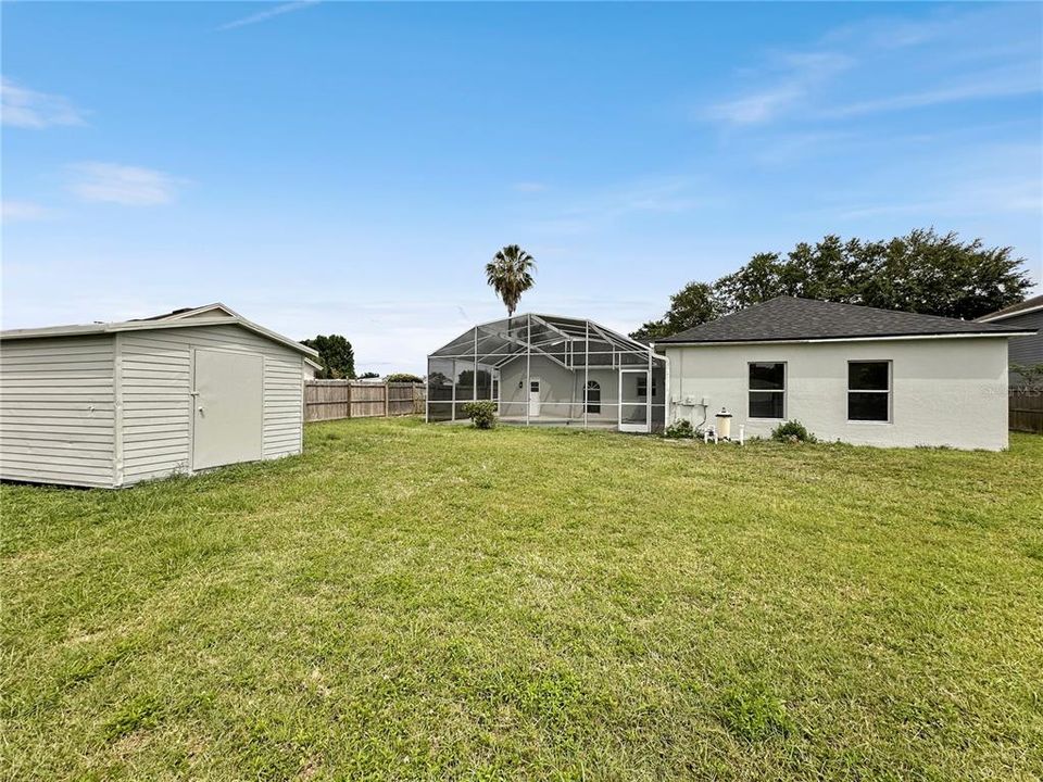 Active With Contract: $395,000 (4 beds, 2 baths, 1823 Square Feet)