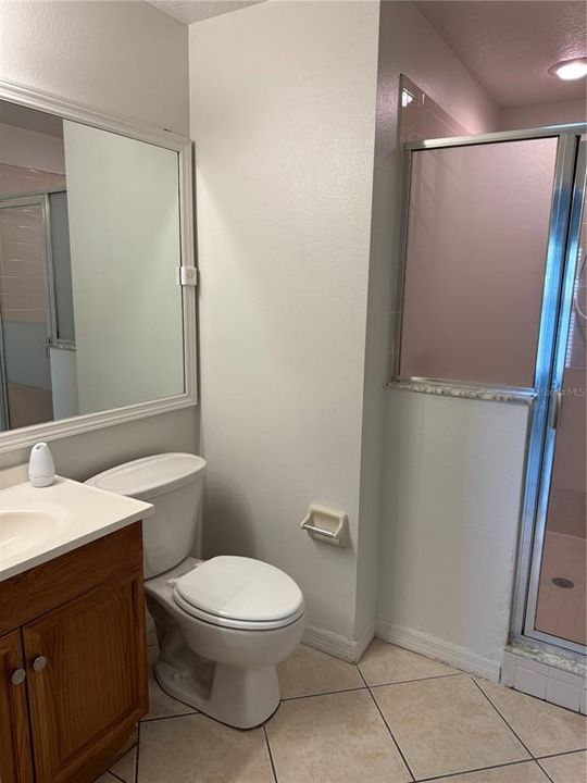 Active With Contract: $1,850 (2 beds, 2 baths, 1000 Square Feet)