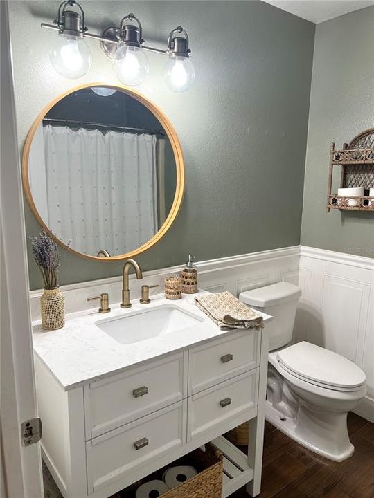 Secondary bathroom single vanity