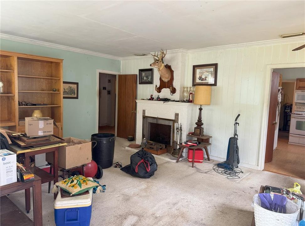 Recently Sold: $130,000 (3 beds, 1 baths, 3068 Square Feet)