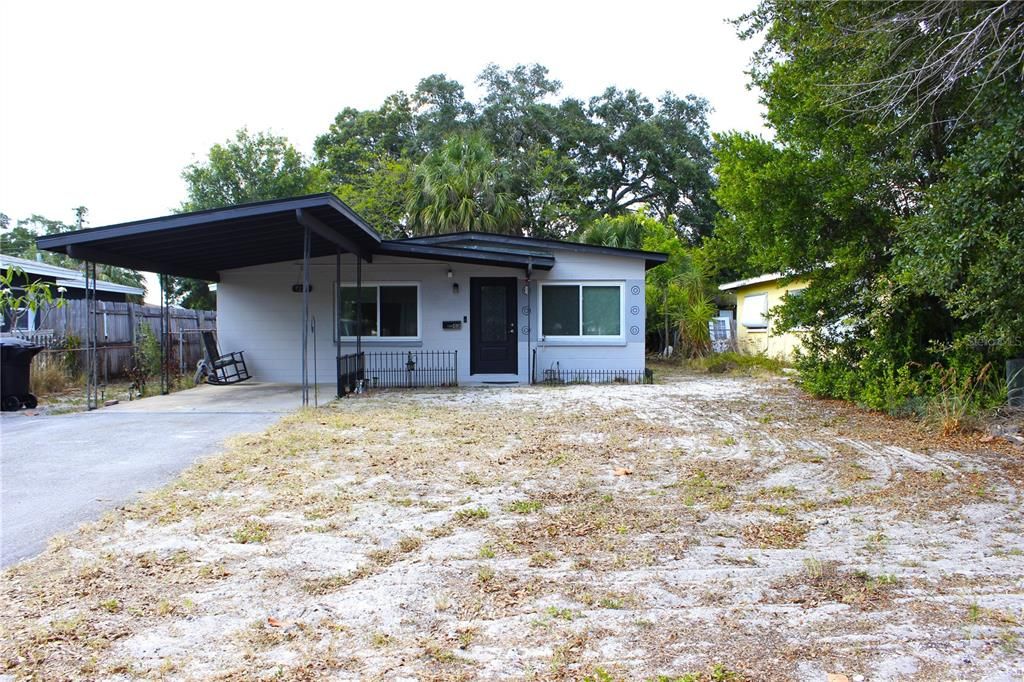 FRONT CARPORT AND FRONT YARD