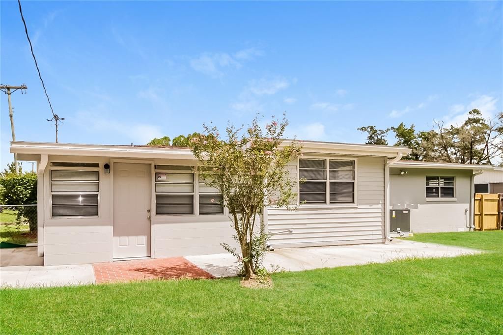 Recently Rented: $2,095 (3 beds, 2 baths, 1346 Square Feet)