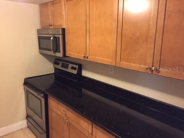 For Rent: $1,545 (1 beds, 1 baths, 644 Square Feet)