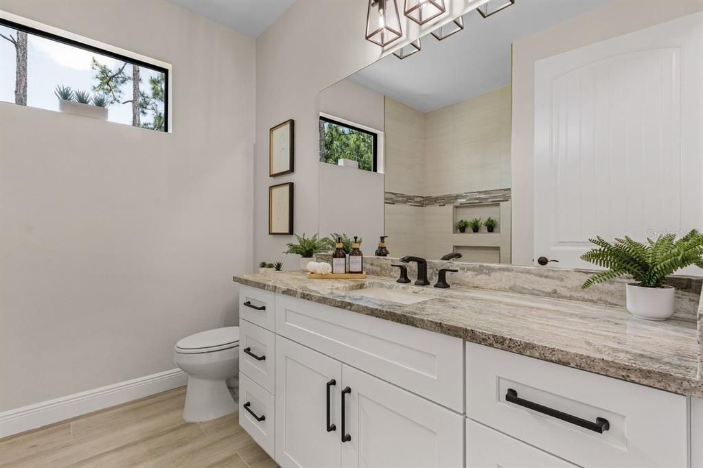 For Sale: $623,900 (4 beds, 2 baths, 1868 Square Feet)