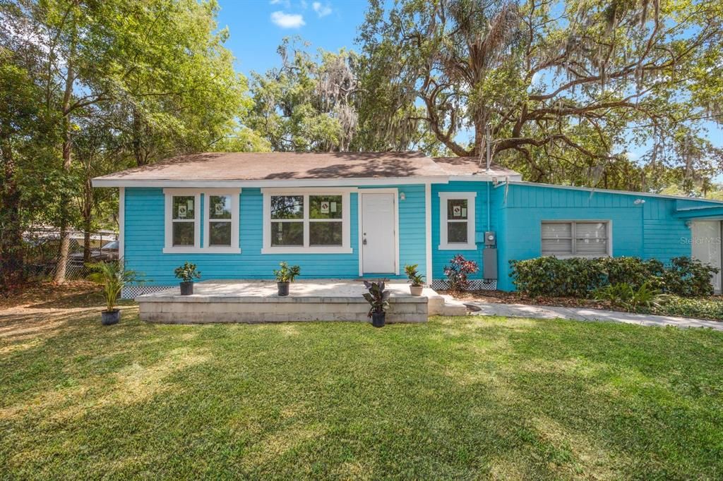 For Sale: $277,000 (3 beds, 1 baths, 1142 Square Feet)