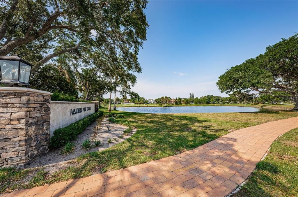 Active With Contract: $1,250,000 (3 beds, 2 baths, 2272 Square Feet)