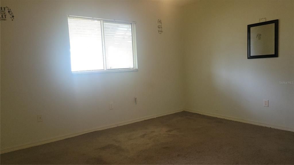 Active With Contract: $139,900 (2 beds, 1 baths, 768 Square Feet)