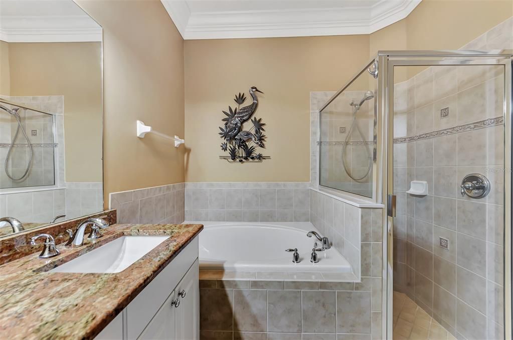 待售: $389,000 (3 贝兹, 2 浴室, 1555 平方英尺)