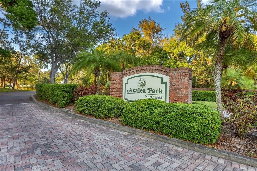 Recently Sold: $550,000 (3 beds, 2 baths, 1649 Square Feet)