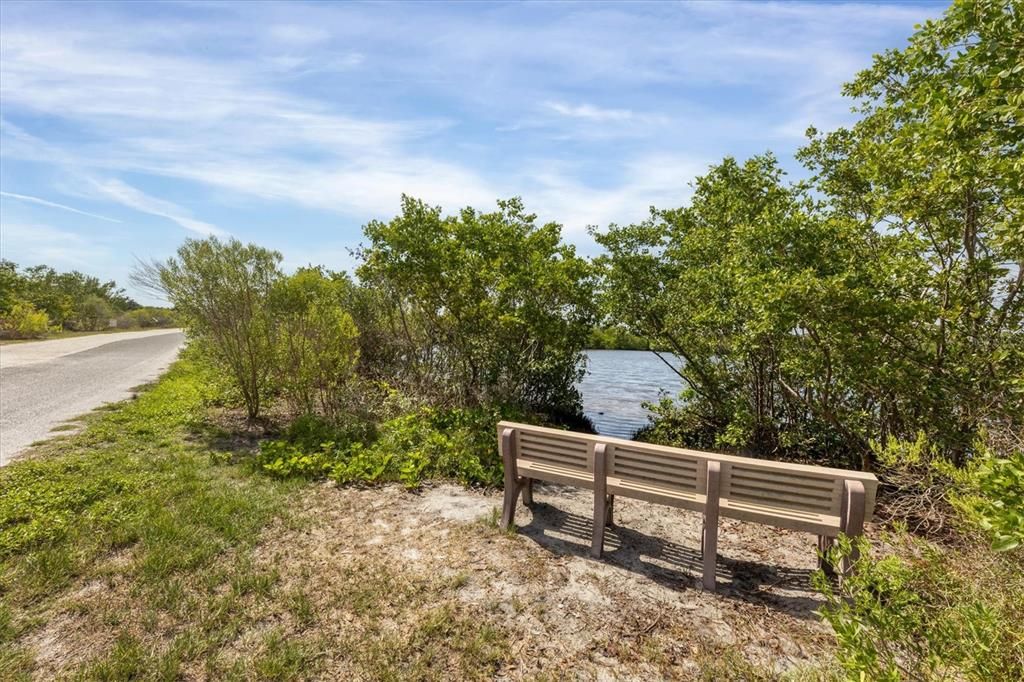 Active With Contract: $550,000 (3 beds, 2 baths, 1649 Square Feet)