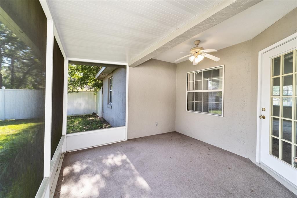 Active With Contract: $243,900 (3 beds, 2 baths, 1365 Square Feet)