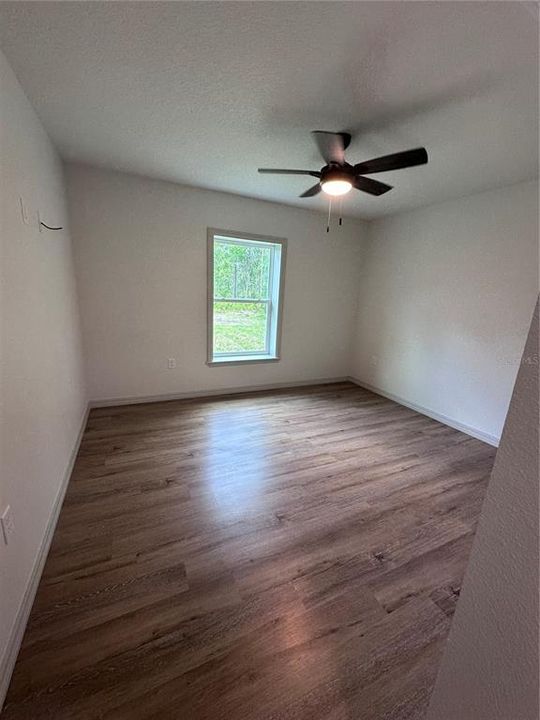 For Rent: $2,300 (3 beds, 2 baths, 1600 Square Feet)