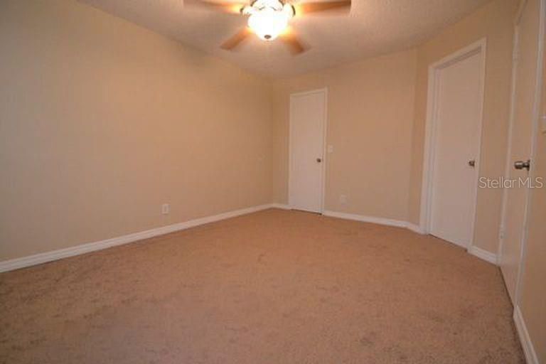 For Rent: $1,250 (1 beds, 1 baths, 712 Square Feet)