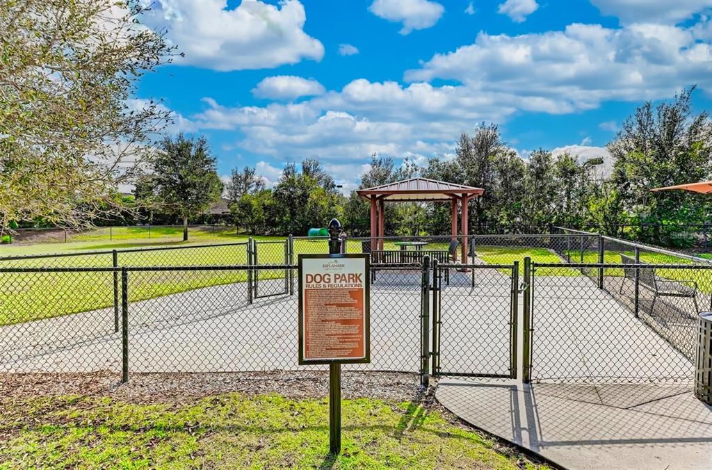 For Sale: $565,000 (3 beds, 2 baths, 1700 Square Feet)