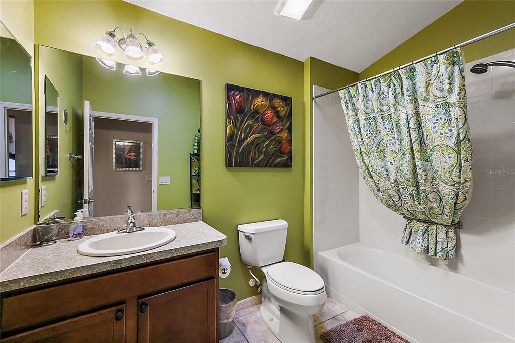 待售: $490,000 (3 贝兹, 2 浴室, 1685 平方英尺)