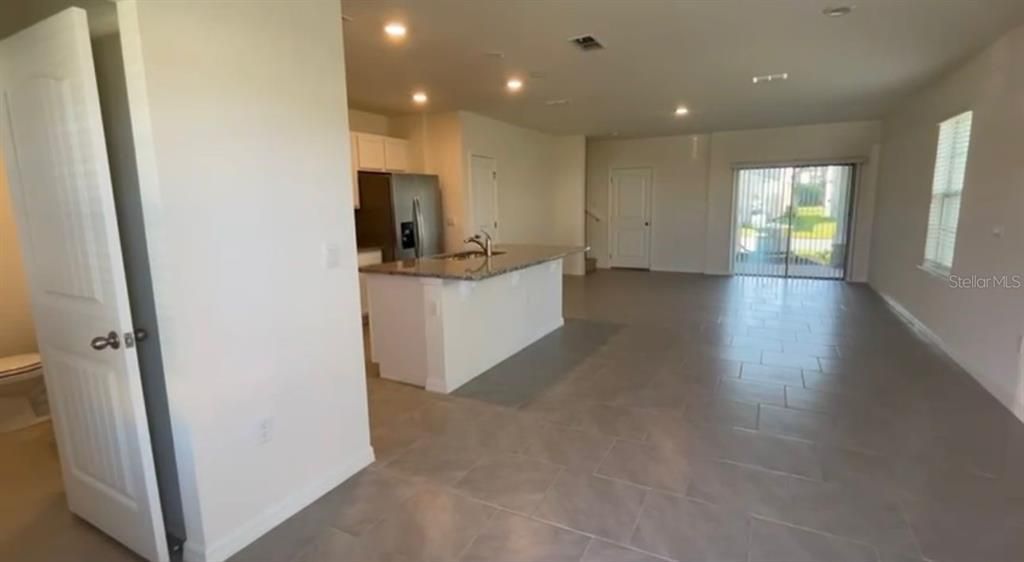 Active With Contract: $2,700 (3 beds, 2 baths, 1814 Square Feet)