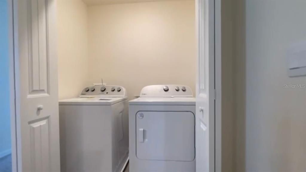 Active With Contract: $2,700 (3 beds, 2 baths, 1814 Square Feet)