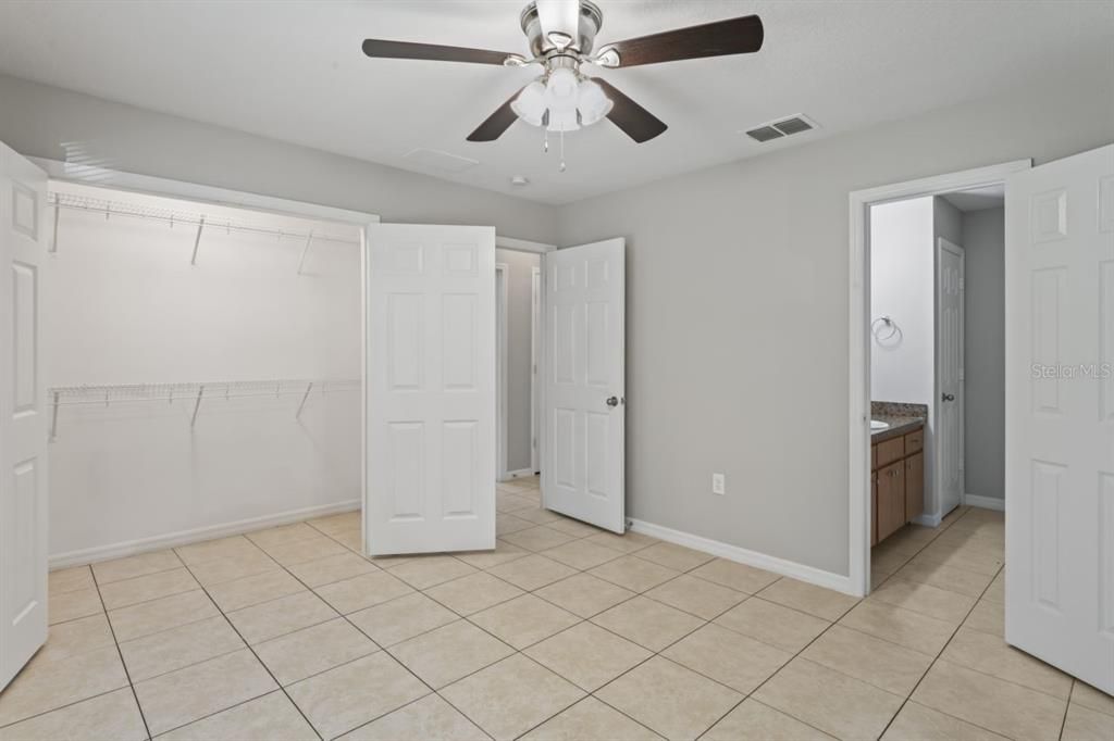 For Sale: $279,900 (3 beds, 2 baths, 1344 Square Feet)