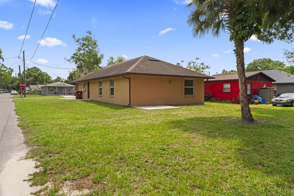 For Sale: $279,900 (3 beds, 2 baths, 1344 Square Feet)