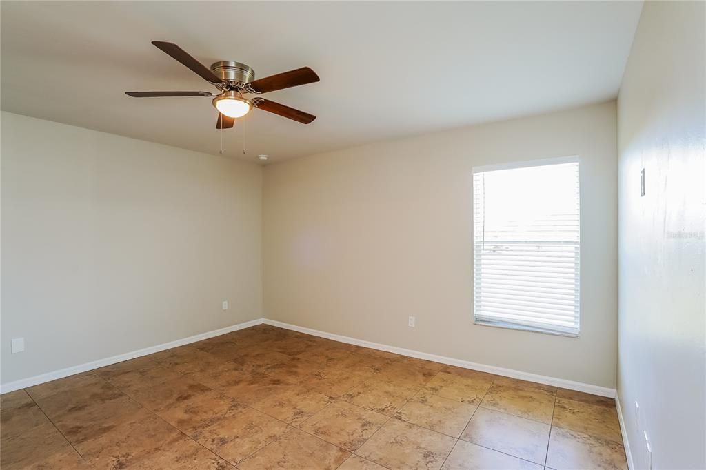 For Rent: $2,180 (4 beds, 2 baths, 1730 Square Feet)