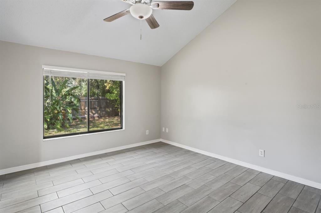 Active With Contract: $349,900 (3 beds, 2 baths, 1530 Square Feet)