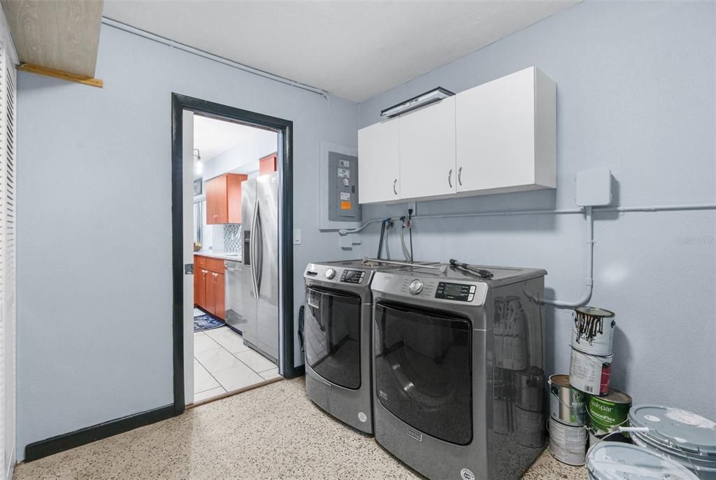 Active With Contract: $239,900 (3 beds, 1 baths, 1340 Square Feet)