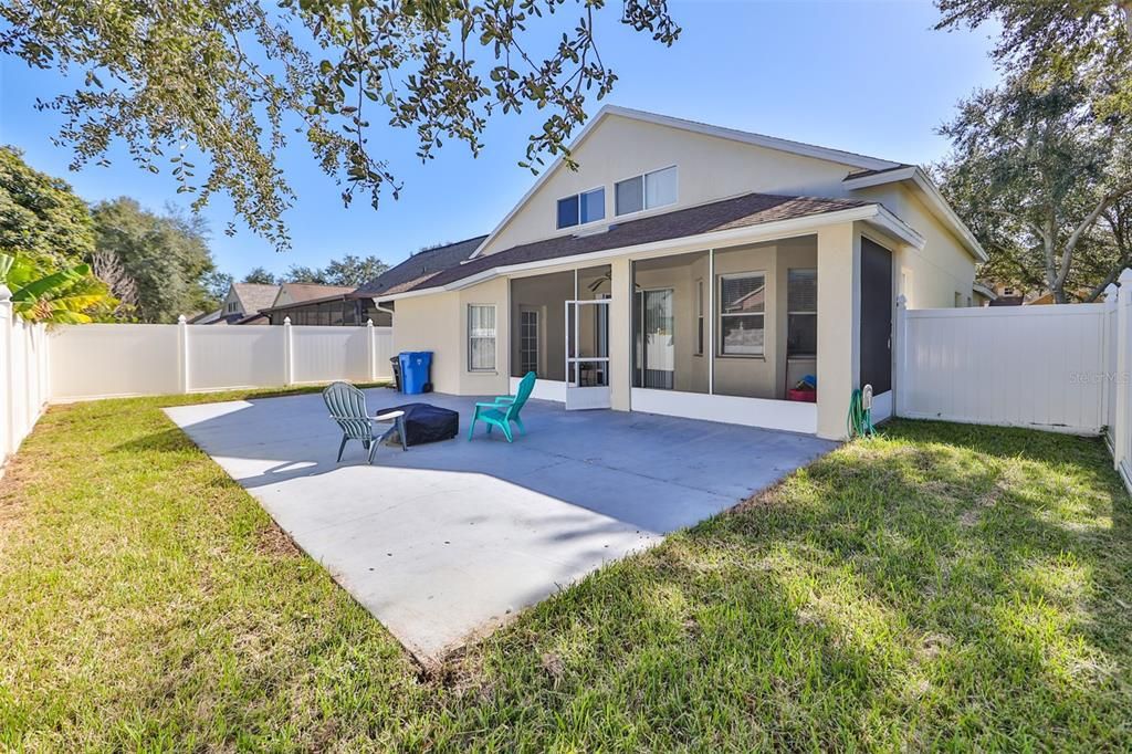 Recently Sold: $419,900 (4 beds, 2 baths, 2407 Square Feet)