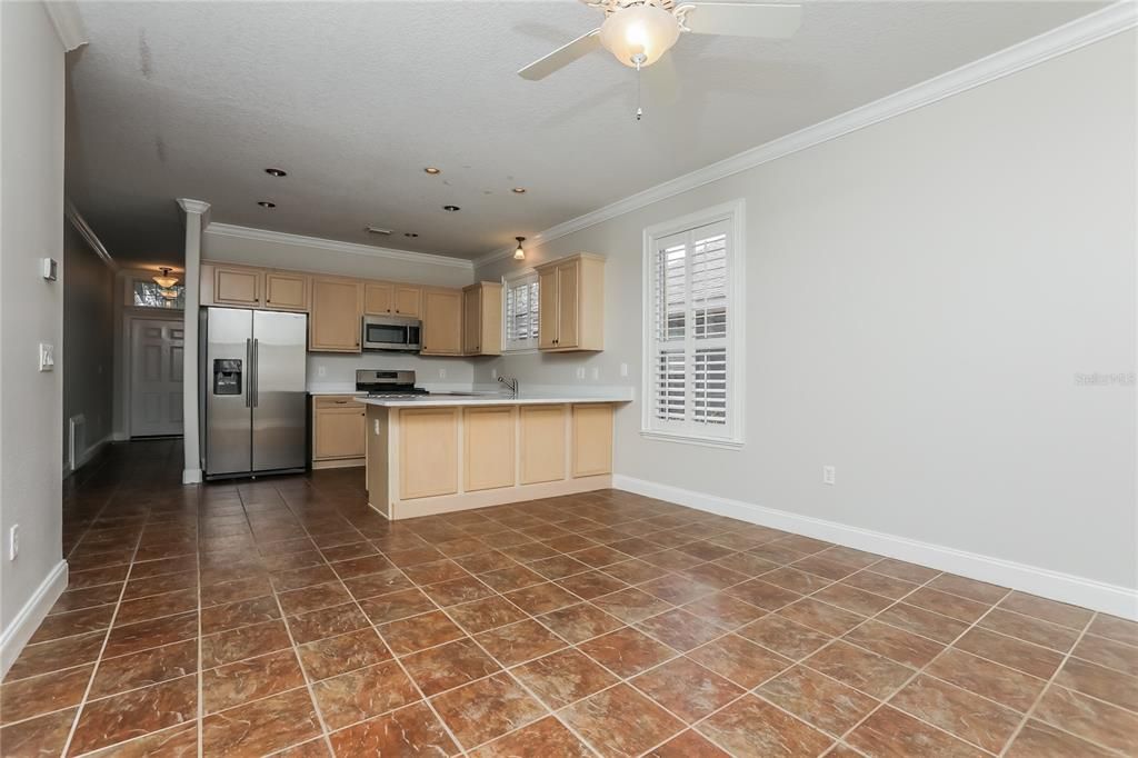 For Rent: $1,940 (3 beds, 2 baths, 1361 Square Feet)