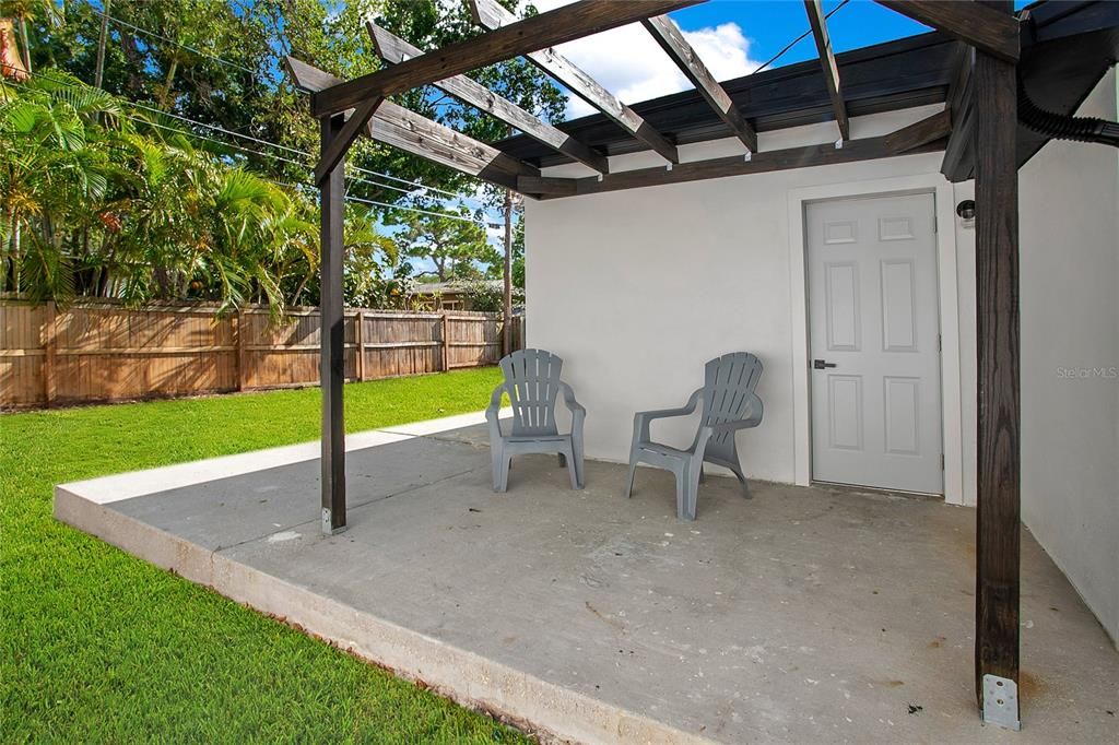 For Sale: $439,900 (3 beds, 2 baths, 1240 Square Feet)