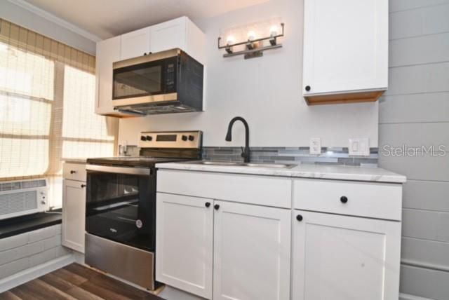 For Rent: $1,550 (1 beds, 1 baths, 421 Square Feet)