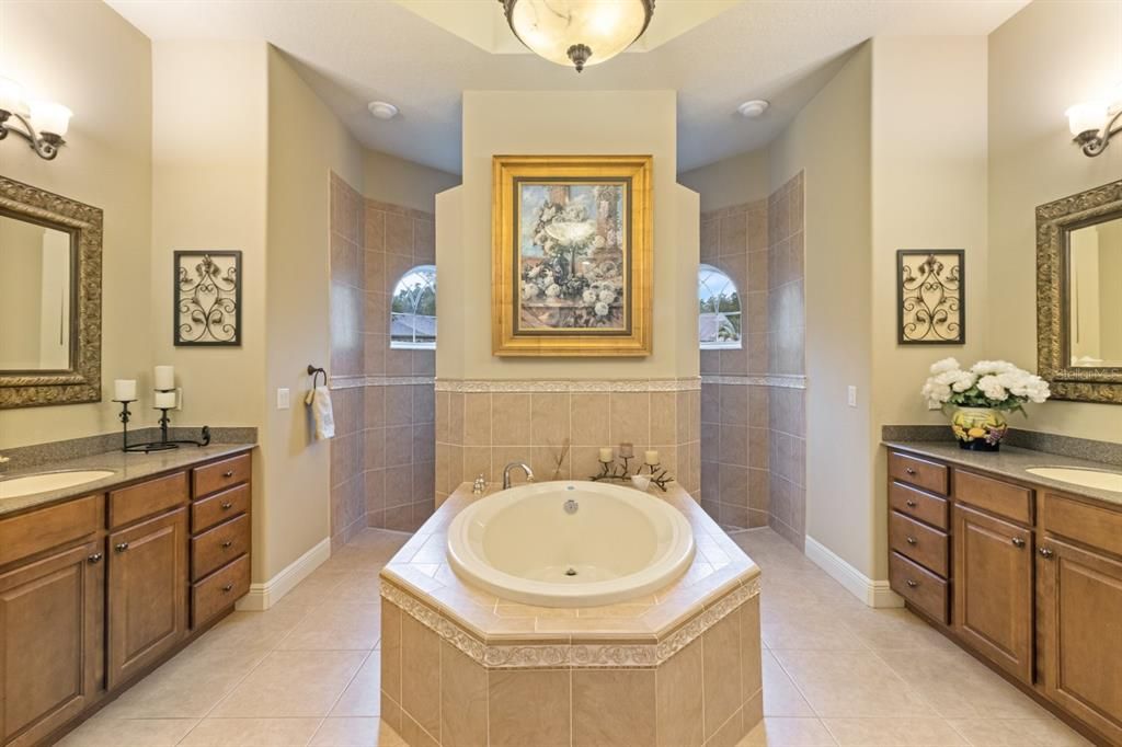 待售: $699,000 (3 贝兹, 3 浴室, 3204 平方英尺)