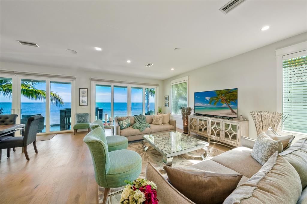 Active With Contract: $5,850,000 (4 beds, 4 baths, 3192 Square Feet)