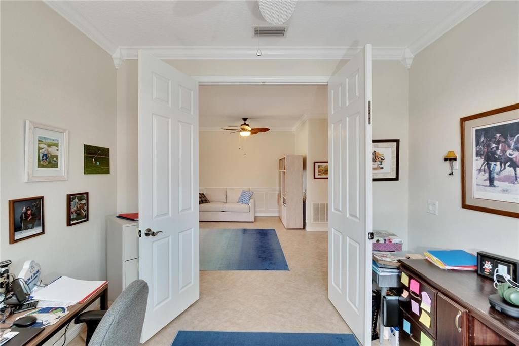 Active With Contract: $424,900 (2 beds, 2 baths, 1913 Square Feet)