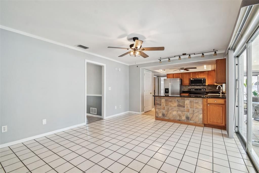 For Sale: $540,000 (3 beds, 2 baths, 1744 Square Feet)