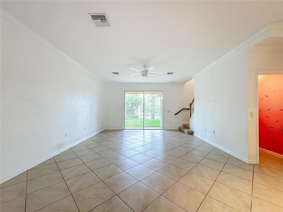 For Sale: $340,000 (3 beds, 2 baths, 1942 Square Feet)