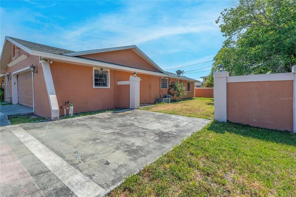 Recently Sold: $269,950 (3 beds, 2 baths, 2834 Square Feet)