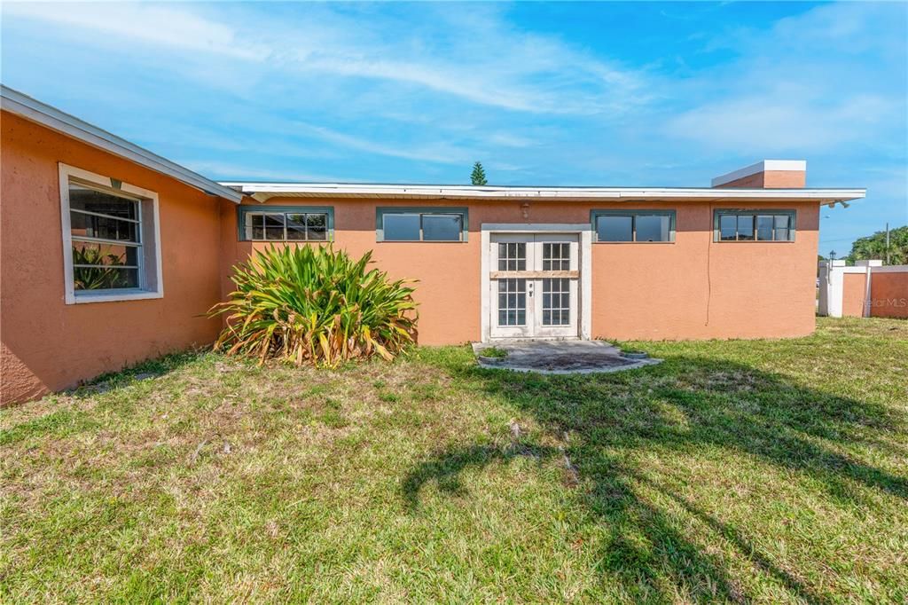 Recently Sold: $269,950 (3 beds, 2 baths, 2834 Square Feet)