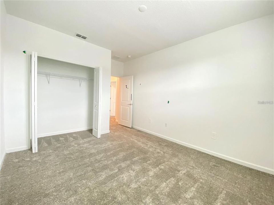 Recently Rented: $2,250 (3 beds, 2 baths, 1797 Square Feet)